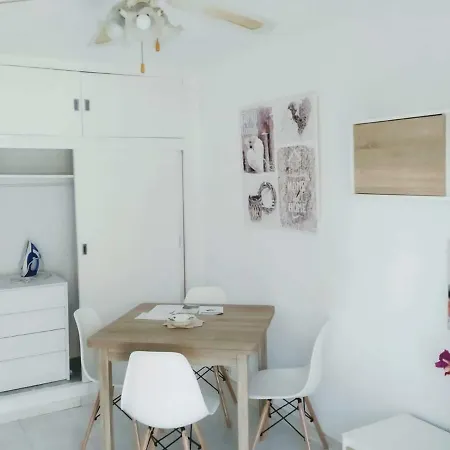 Piscis Sun&beach Apartment *